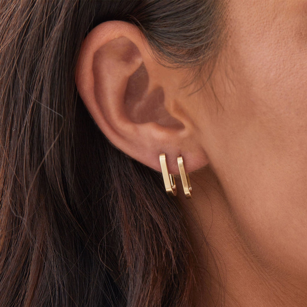 Huggie Hoop Earrings P830328