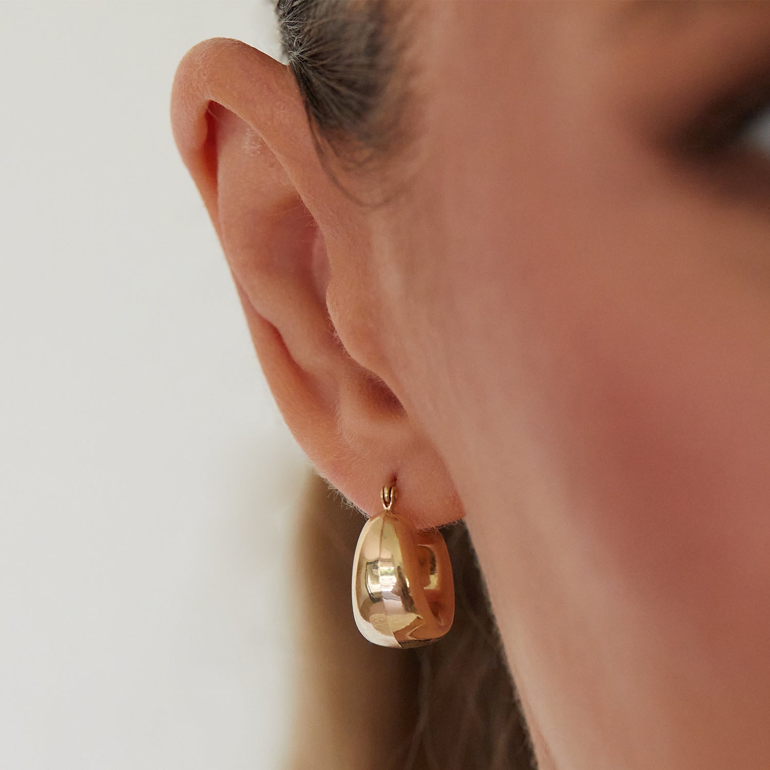 Chunky Hoop Earrings O32696