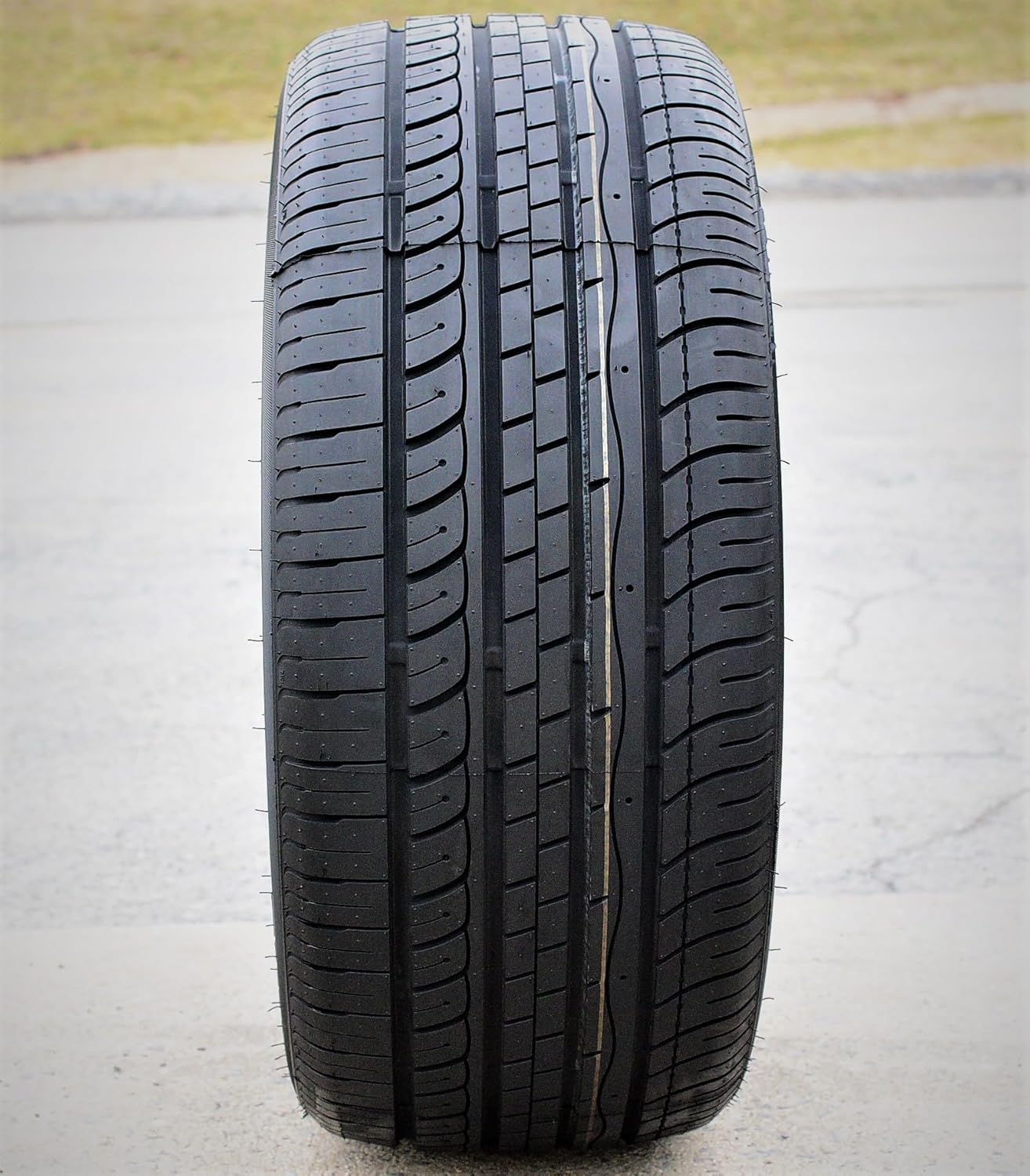 235/55R19 105V XL Passenger Tire Y6684