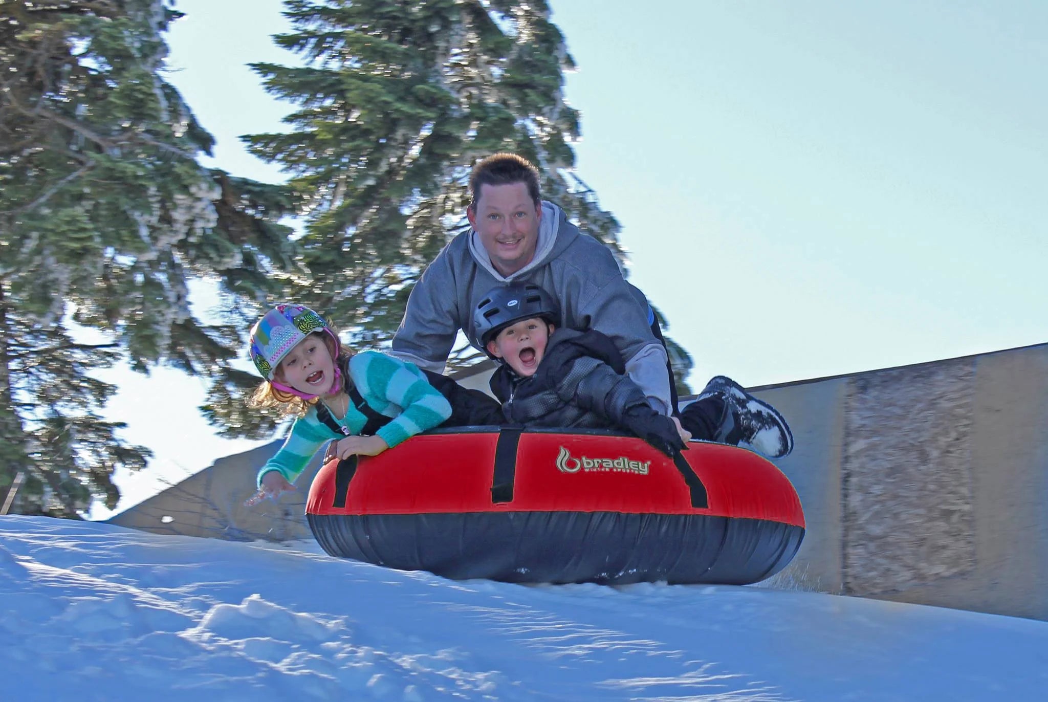 60" Heavy Duty Red Snow Tube H6200