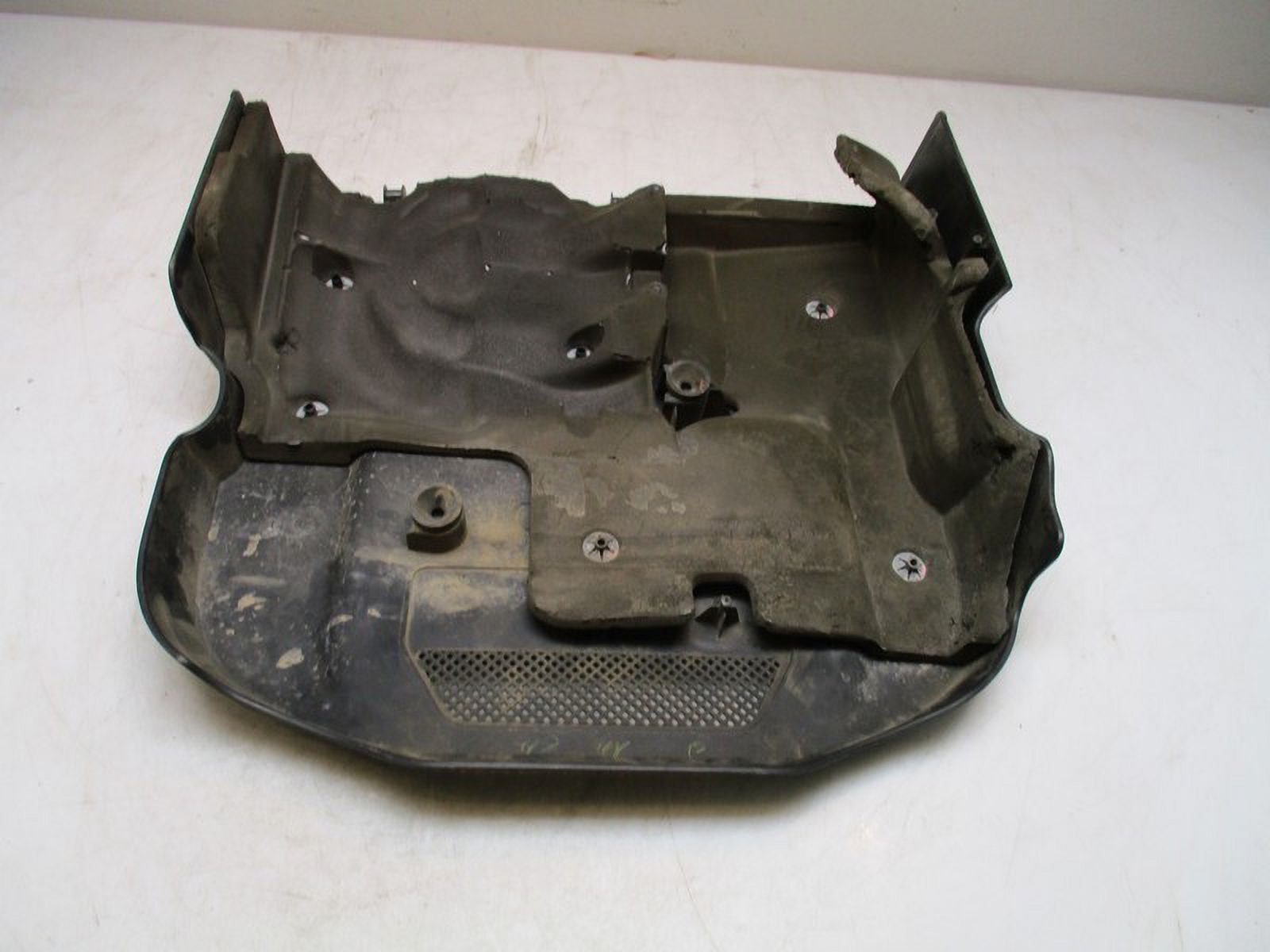 Pre-Owned Jeep Wrangler Engine Cover G666