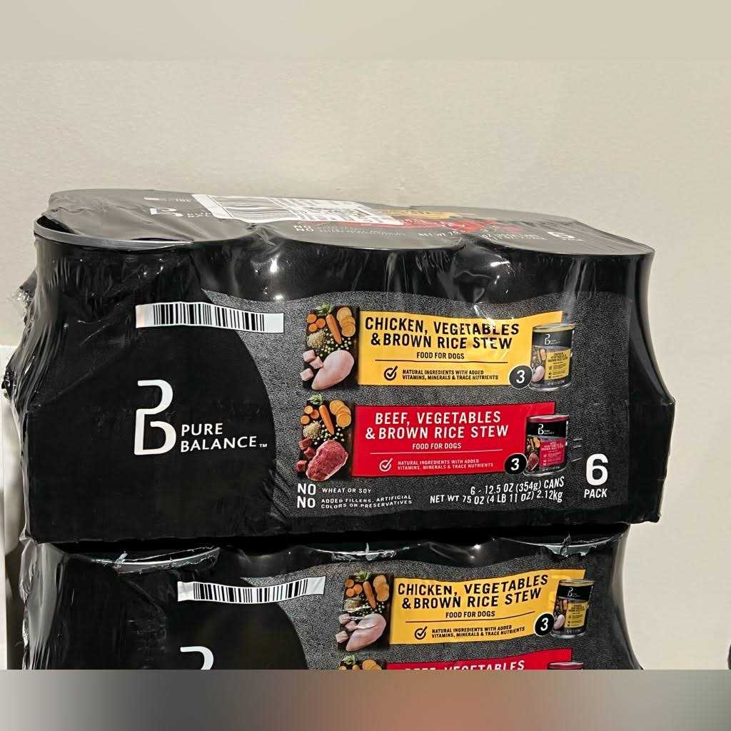 Beef Stew and Chicken Stew Wet Dog Food Variety Pack S744459