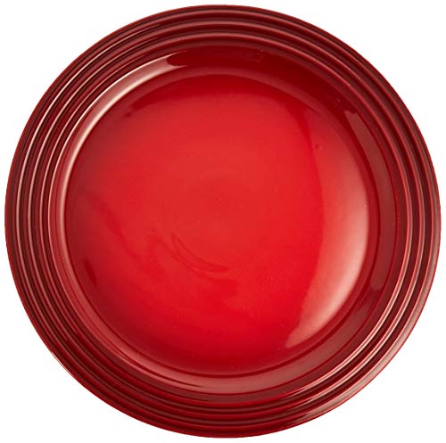Set of 4 Stoneware Dinner Plates V661