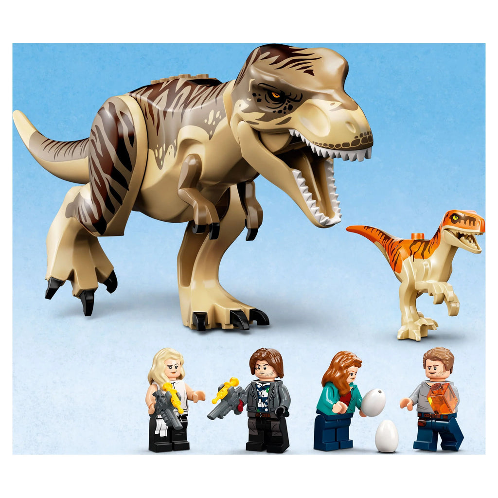 LEGO Jurassic World T. rex & Atrociraptor Dinosaur Breakout with 4 Minifigures O96931