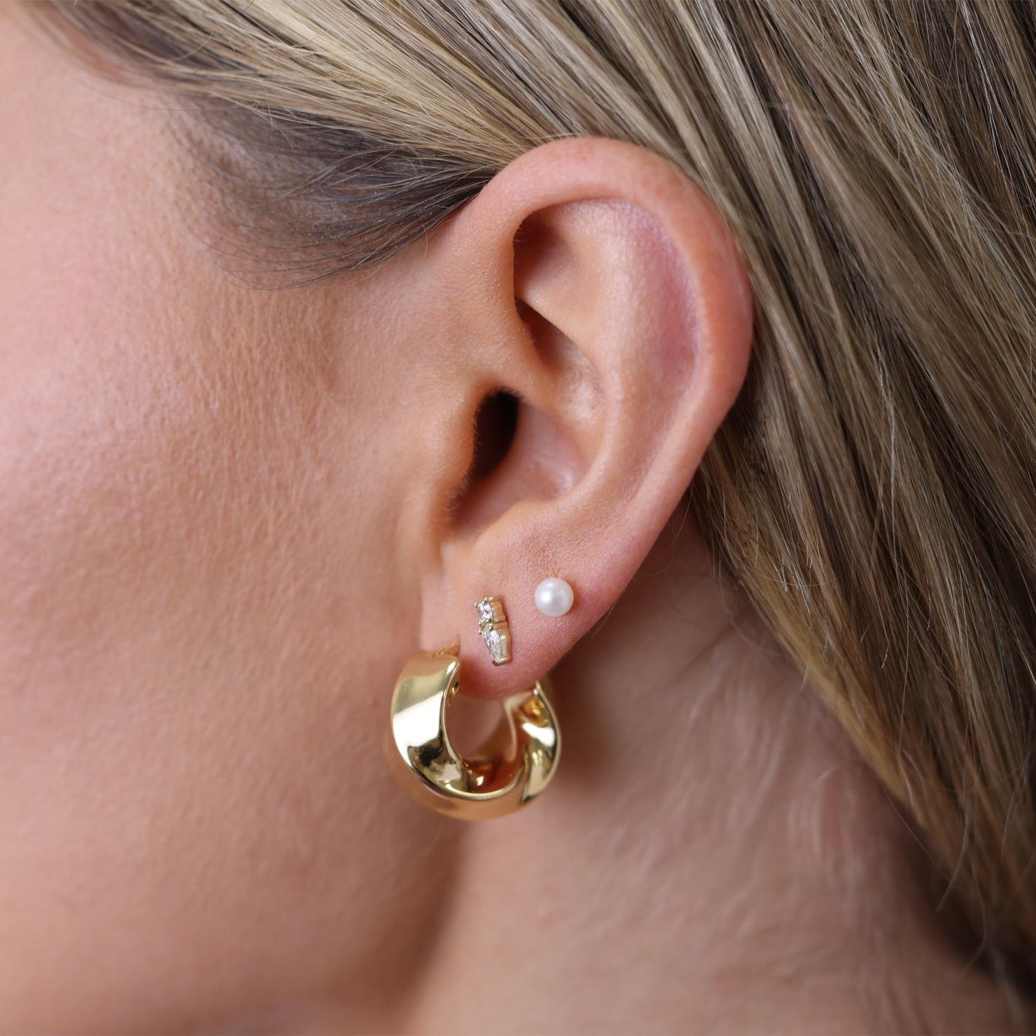 Thick Twist Hoop Earrings L112