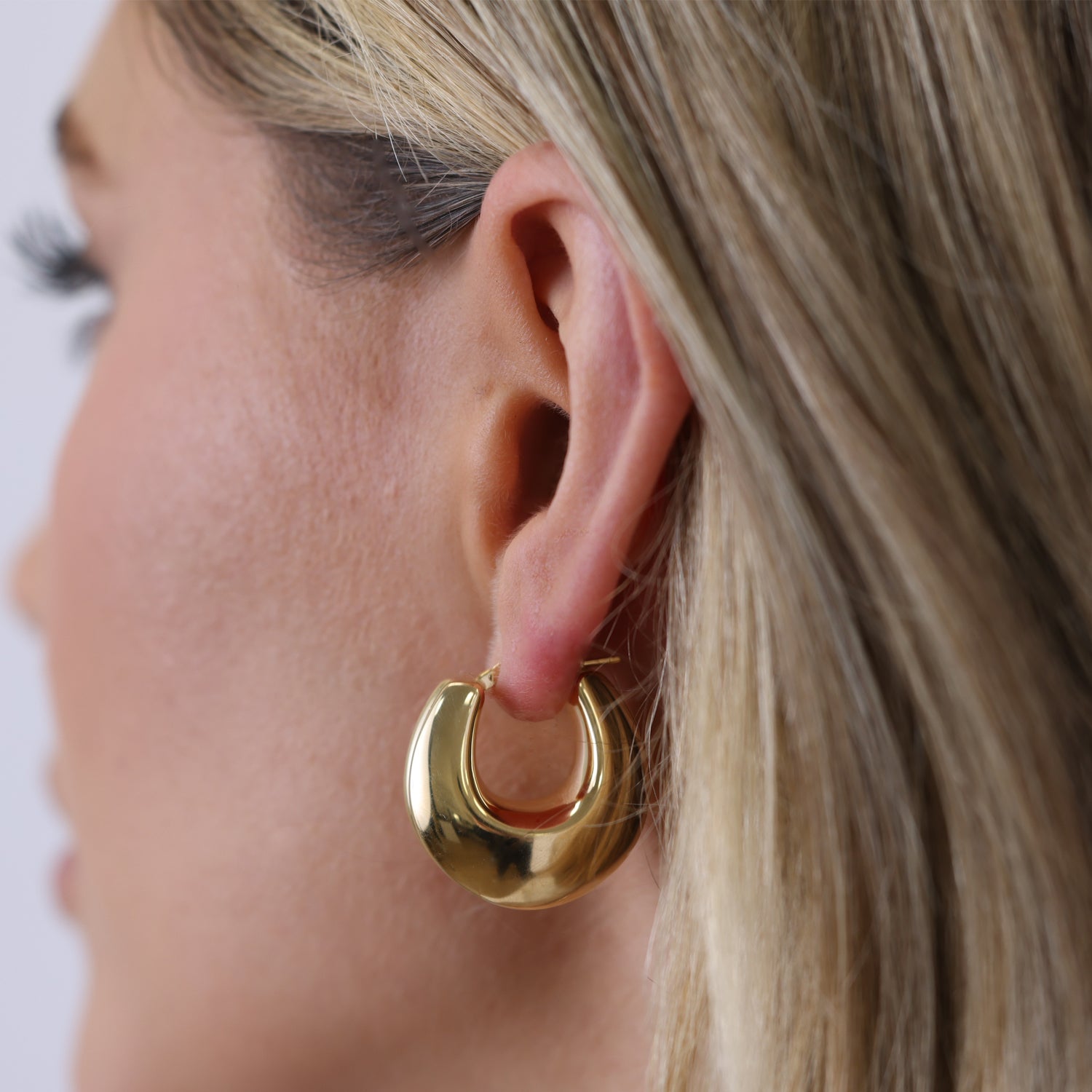 Chunky Deco Hoop Earrings Y723778