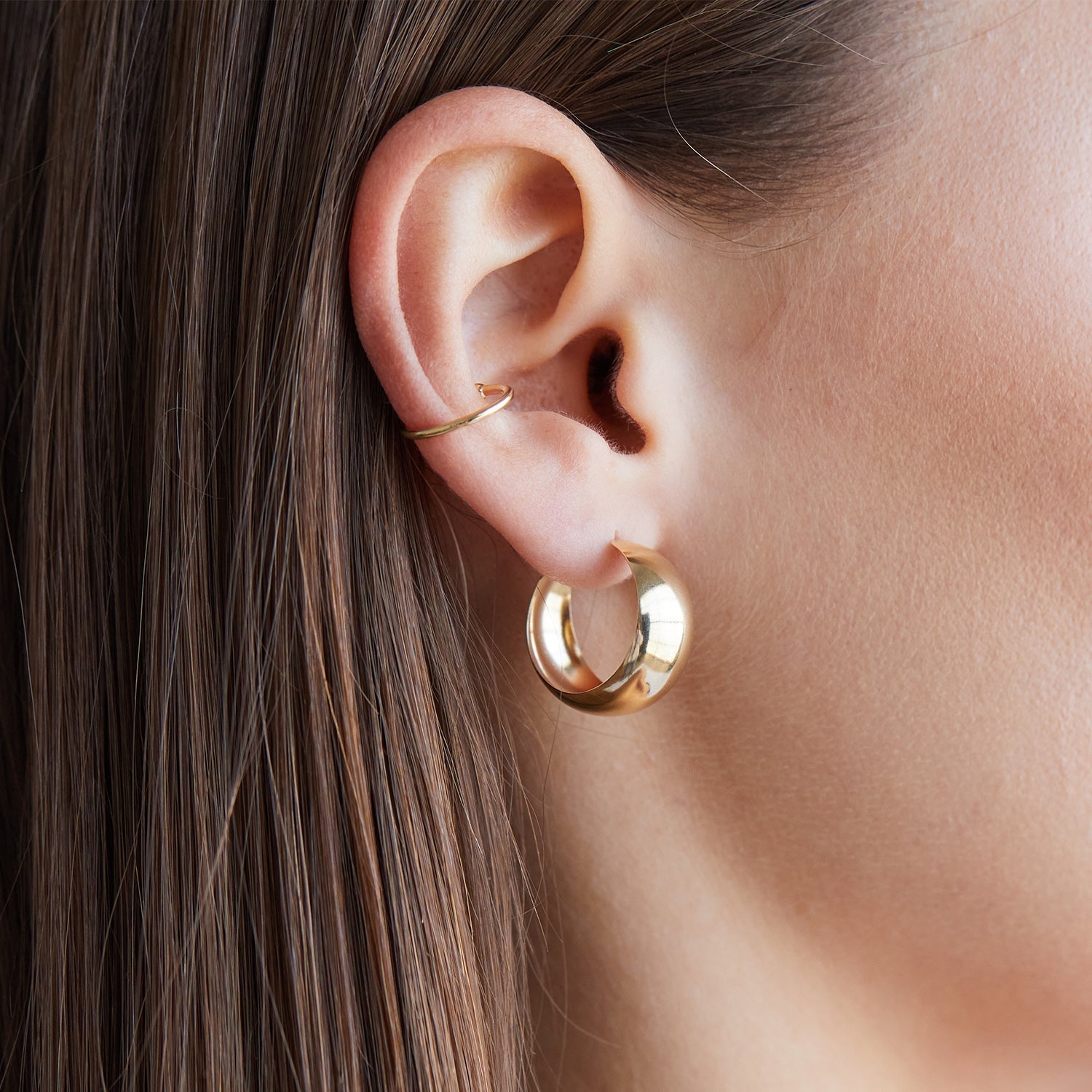 Thick Dome Hoop Earrings V83863