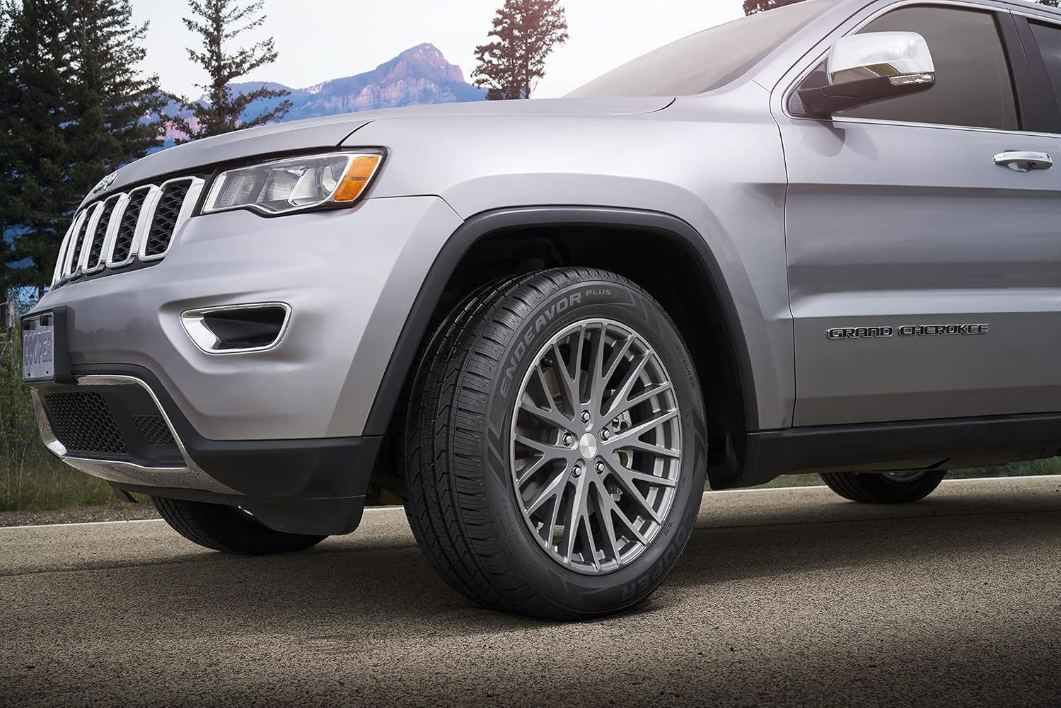 All-Season 205/70R16 97T Tire O720003