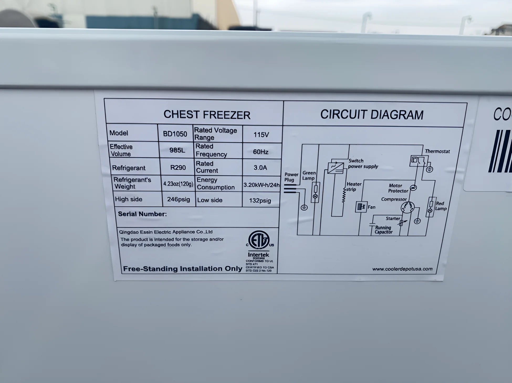 35 cu ft Double Door Chest Freezer V890