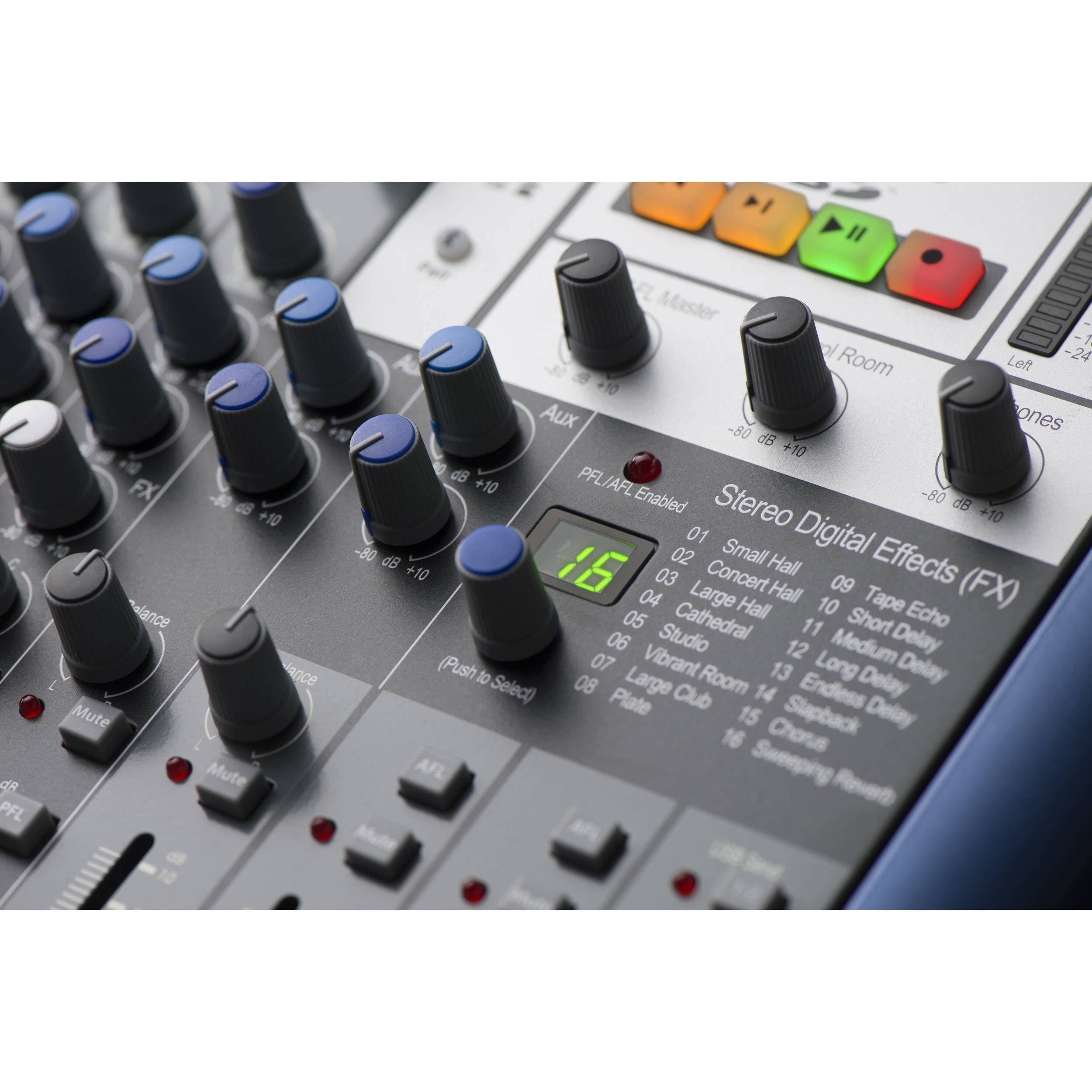 16-Channel Mixer I8886