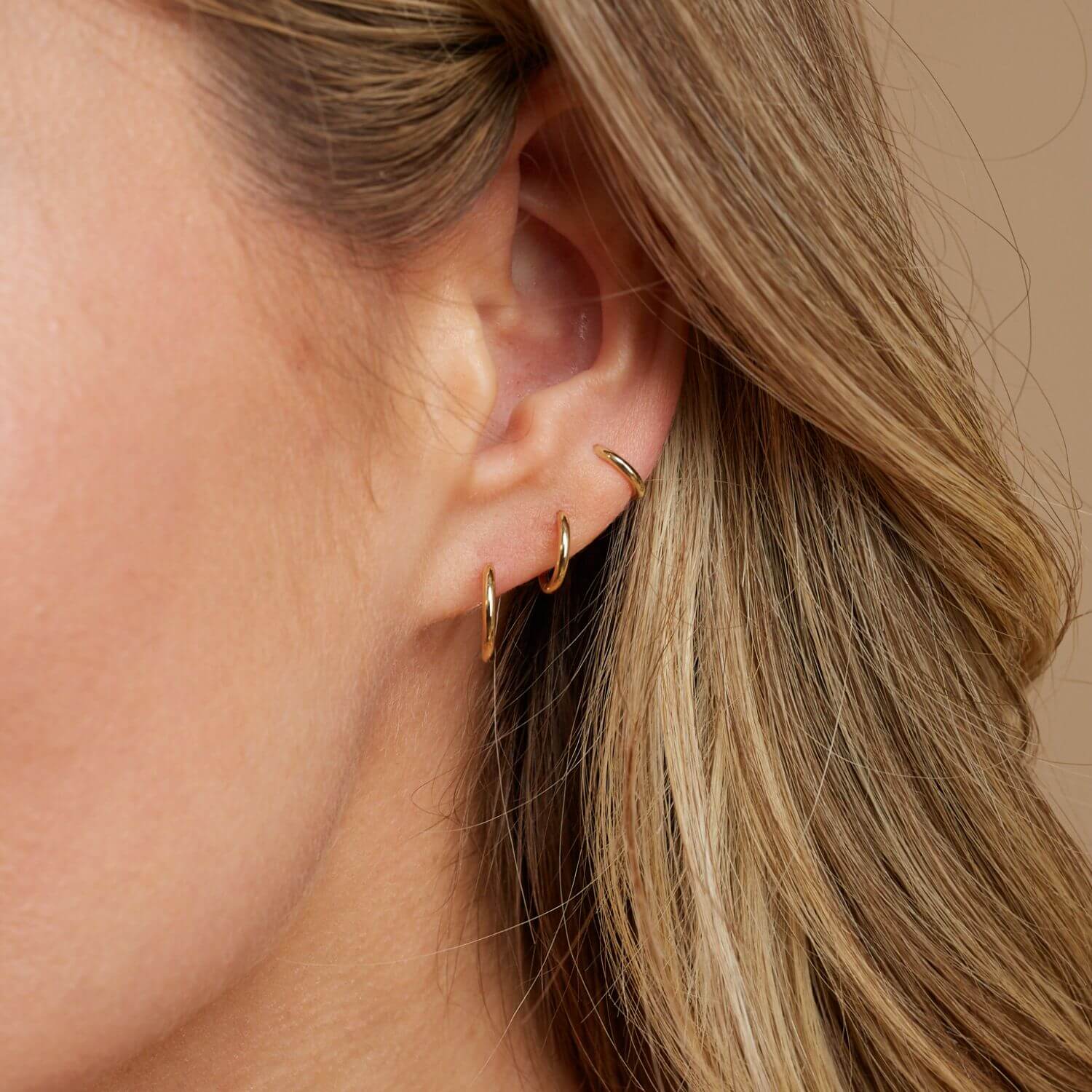 Solid Huggie Hoop Earrings S5729