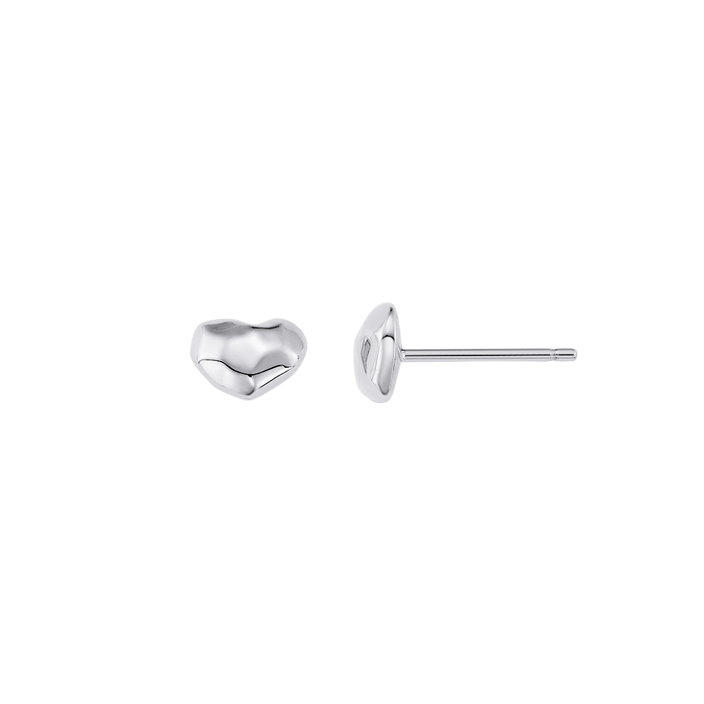 Petite Heart Earrings Q202196