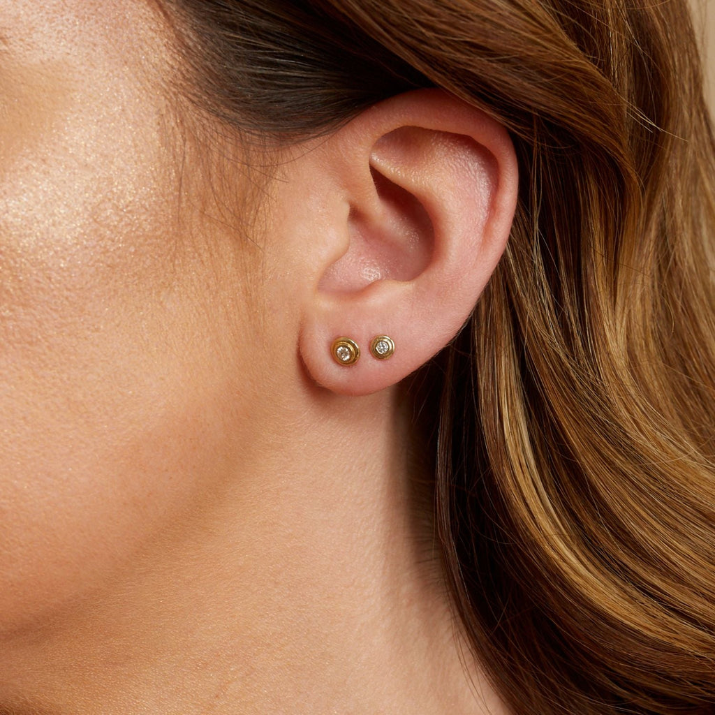 Solitaire Earrings Y156