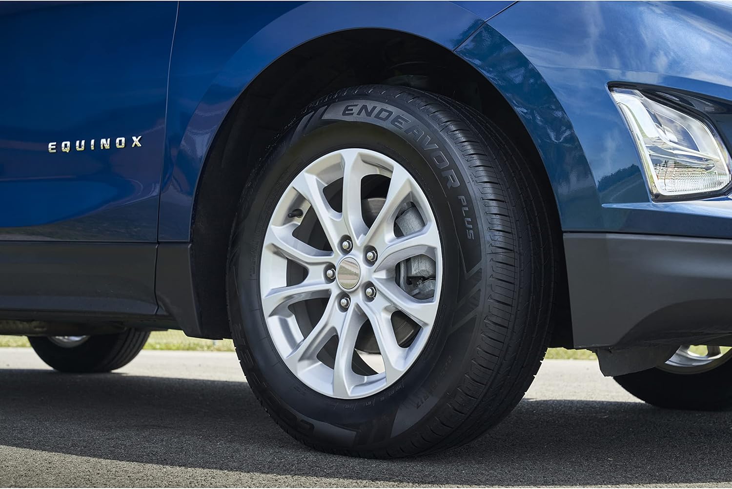 All-Season 205/70R16 97T Tire O720003