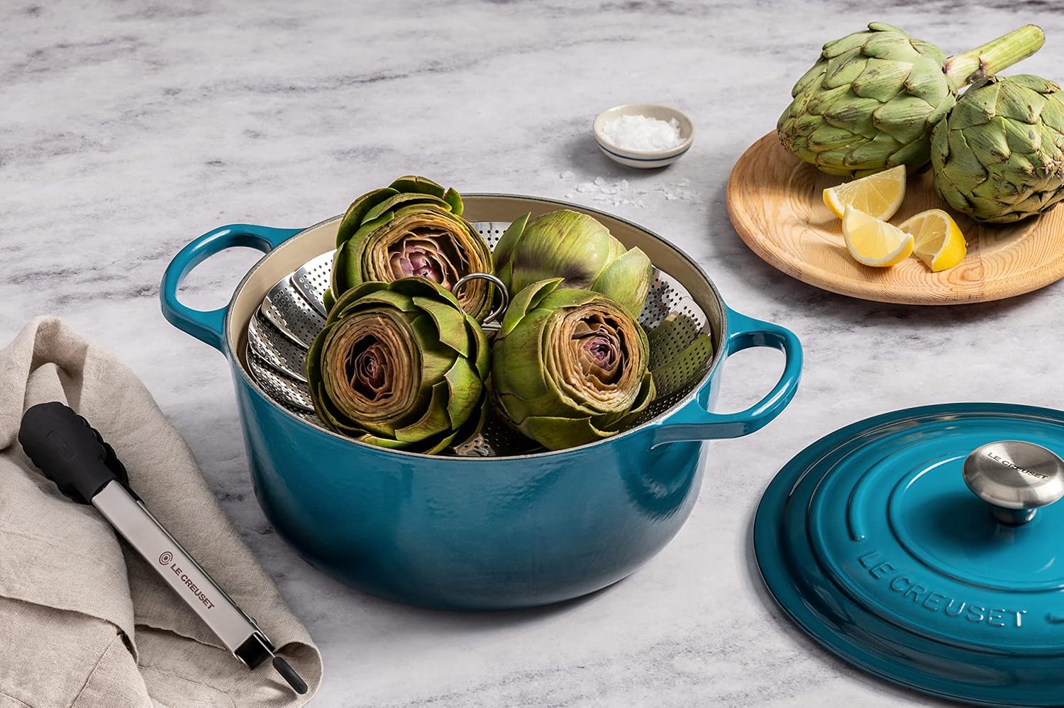 4.5 qt. Deep Teal Enameled Cast Iron Round Dutch Oven L994578