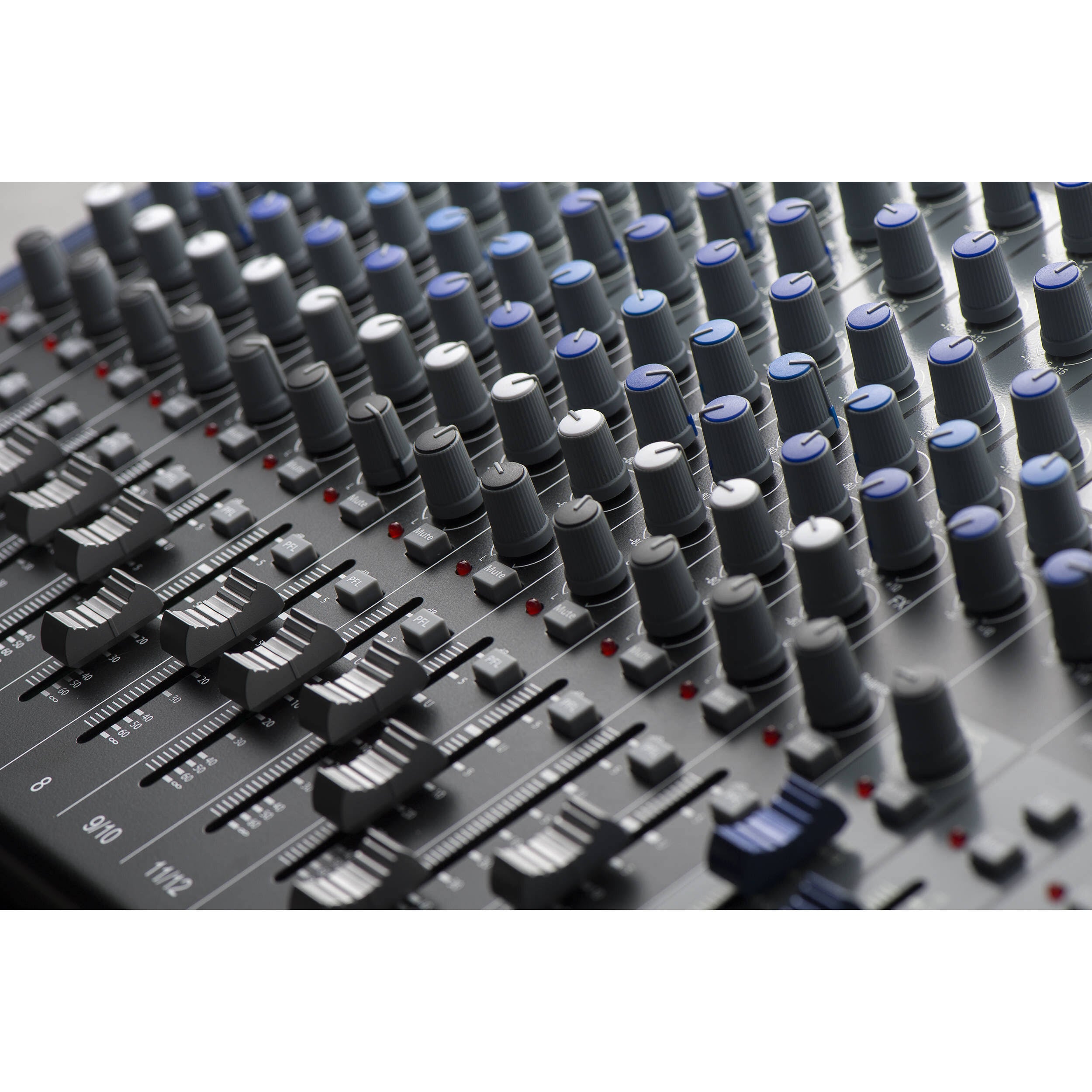 16-Channel Mixer I8886