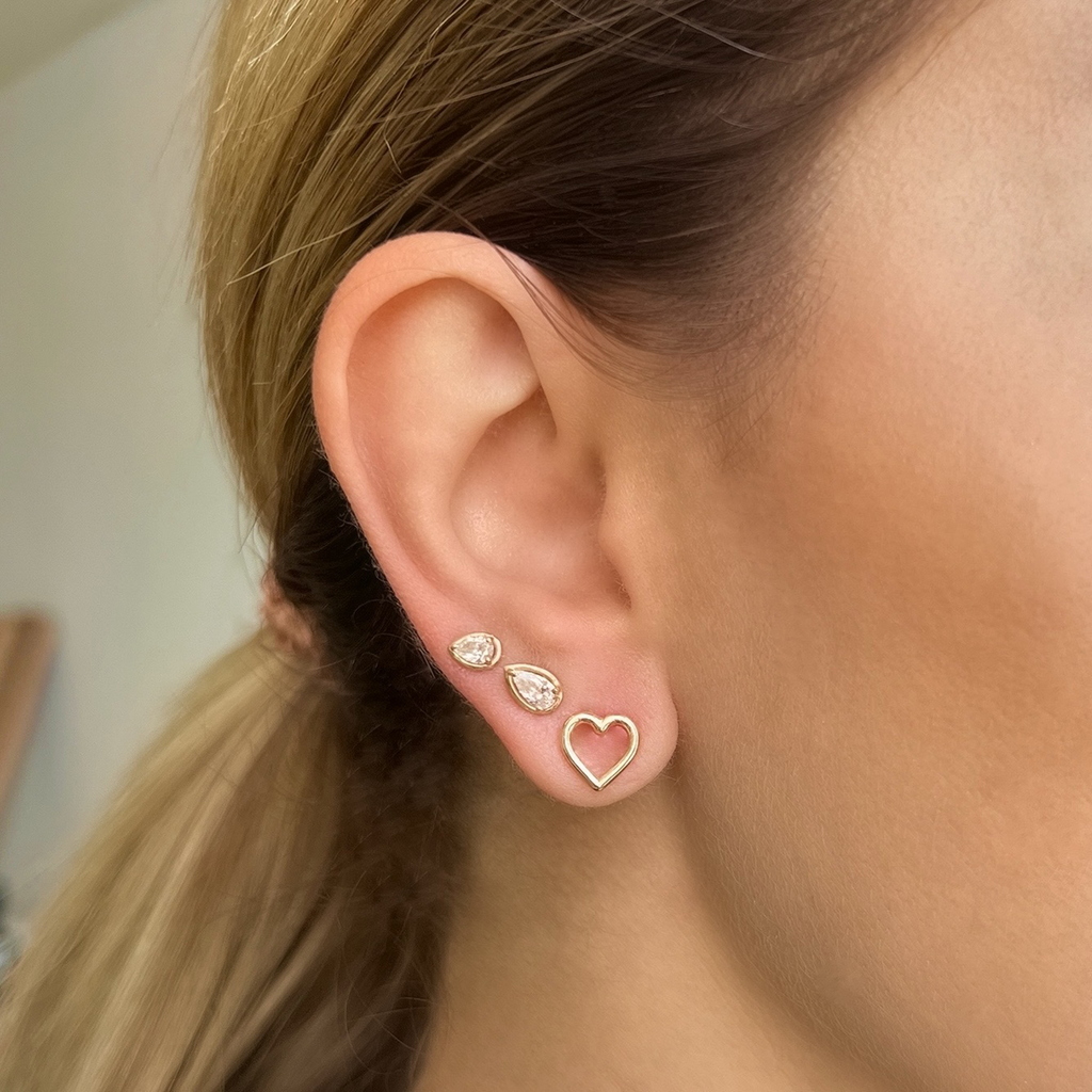 Open Heart Stud Earrings N5638