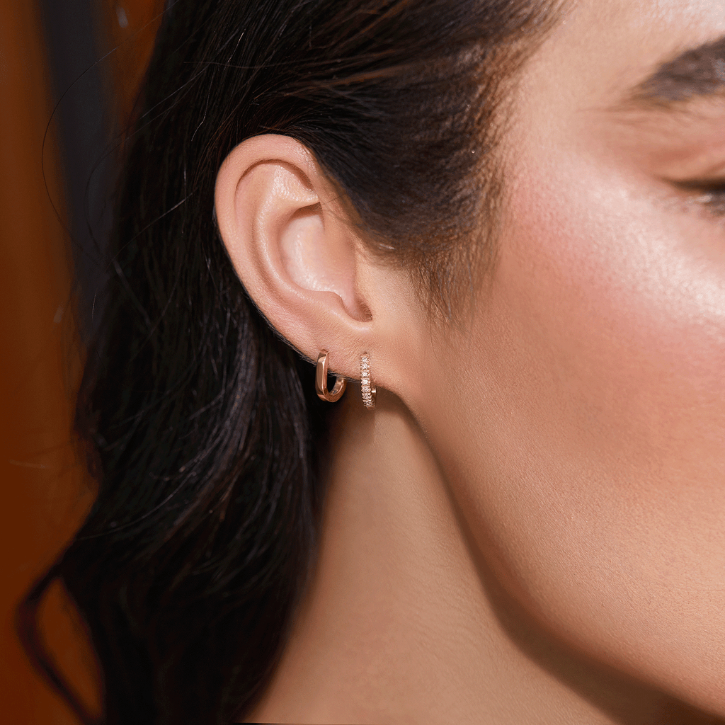 Petite Paperclip Huggie Hoop Earrings E673