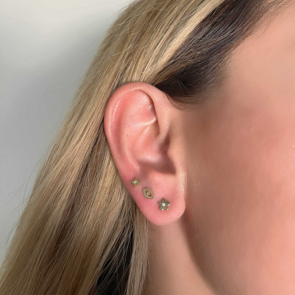 Diamond Flower Stud Earrings N3918