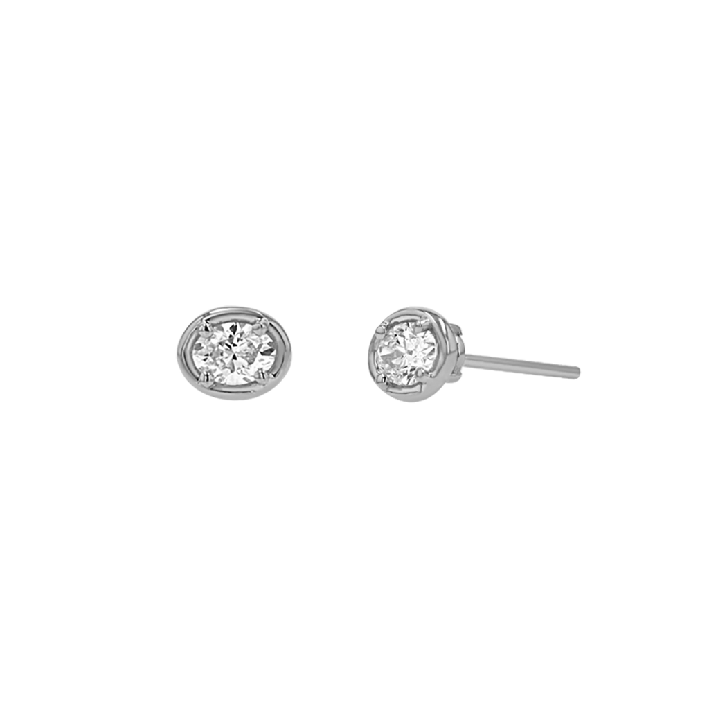 Oval Diamond Stud Earrings L63114
