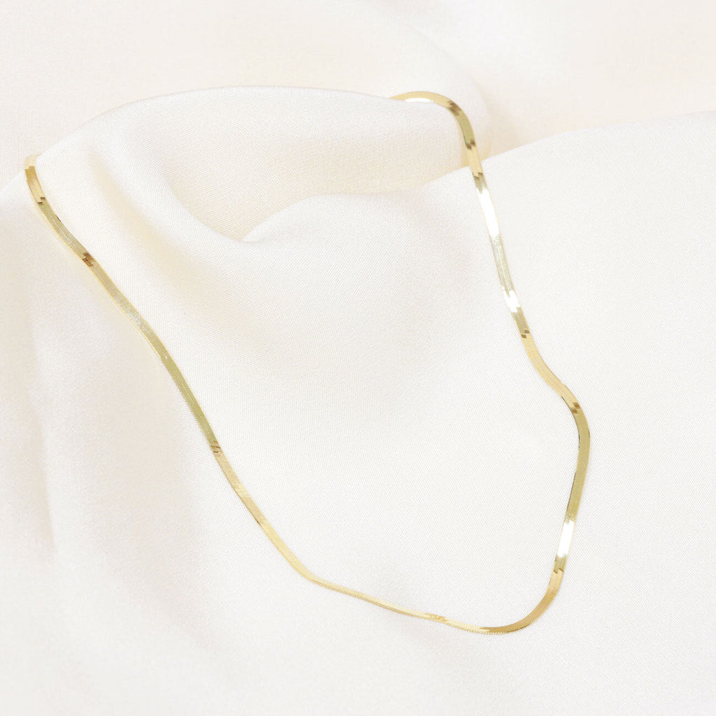 14K Gold Thin Herringbone Necklace 3mm G89022